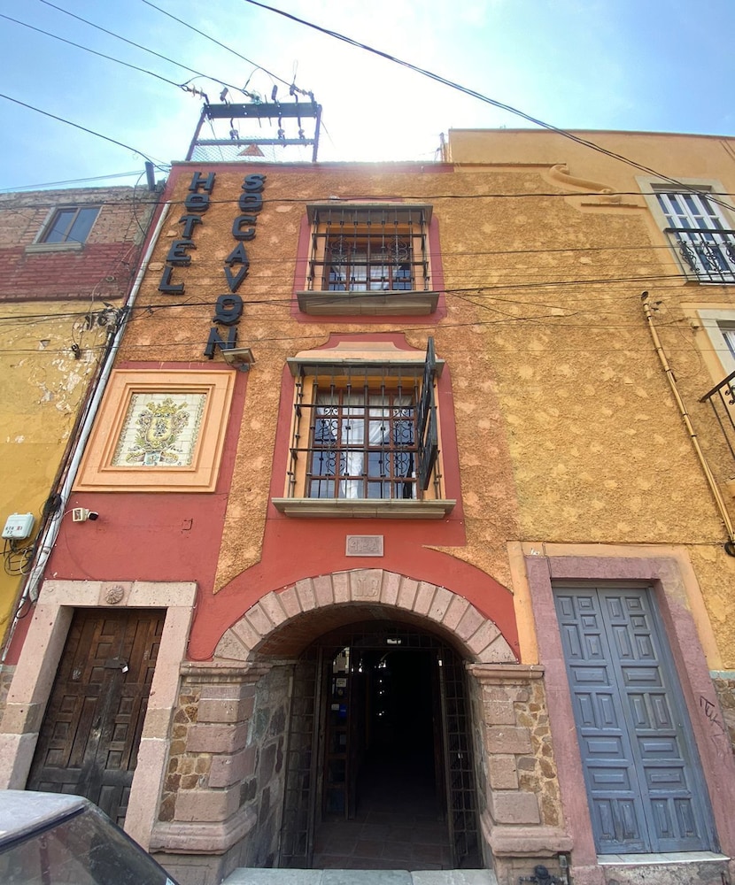 Hotel Socavon 2/44
