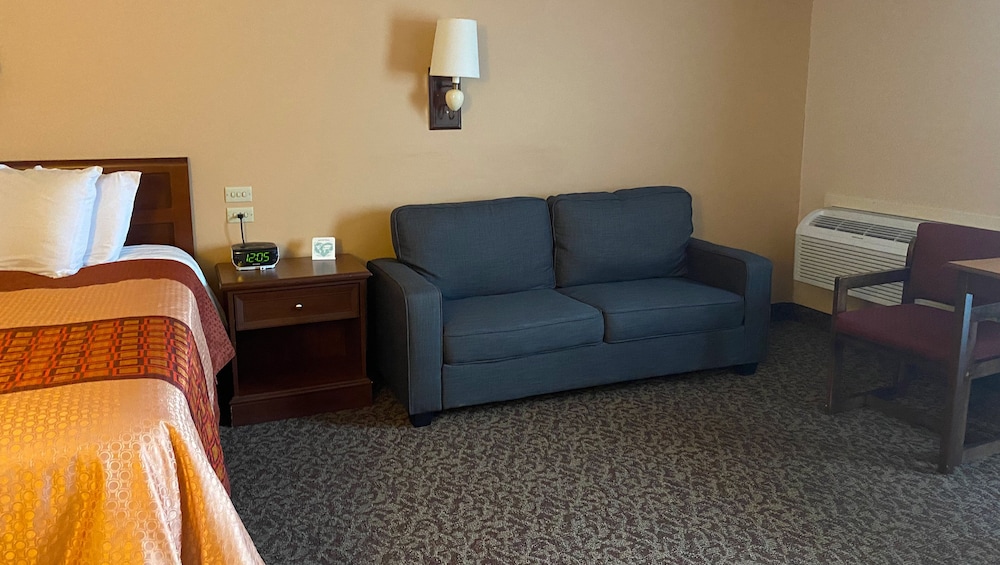 Iveys Motor Lodge Houlton 45/63