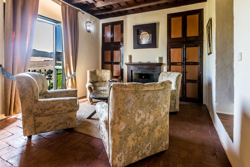 Hacienda El Santiscal - Adults Only 4/44
