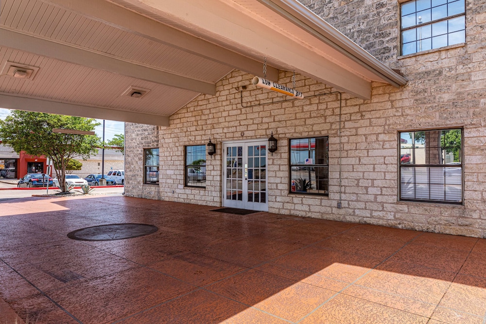Motel6 Georgetown, TX 11/40