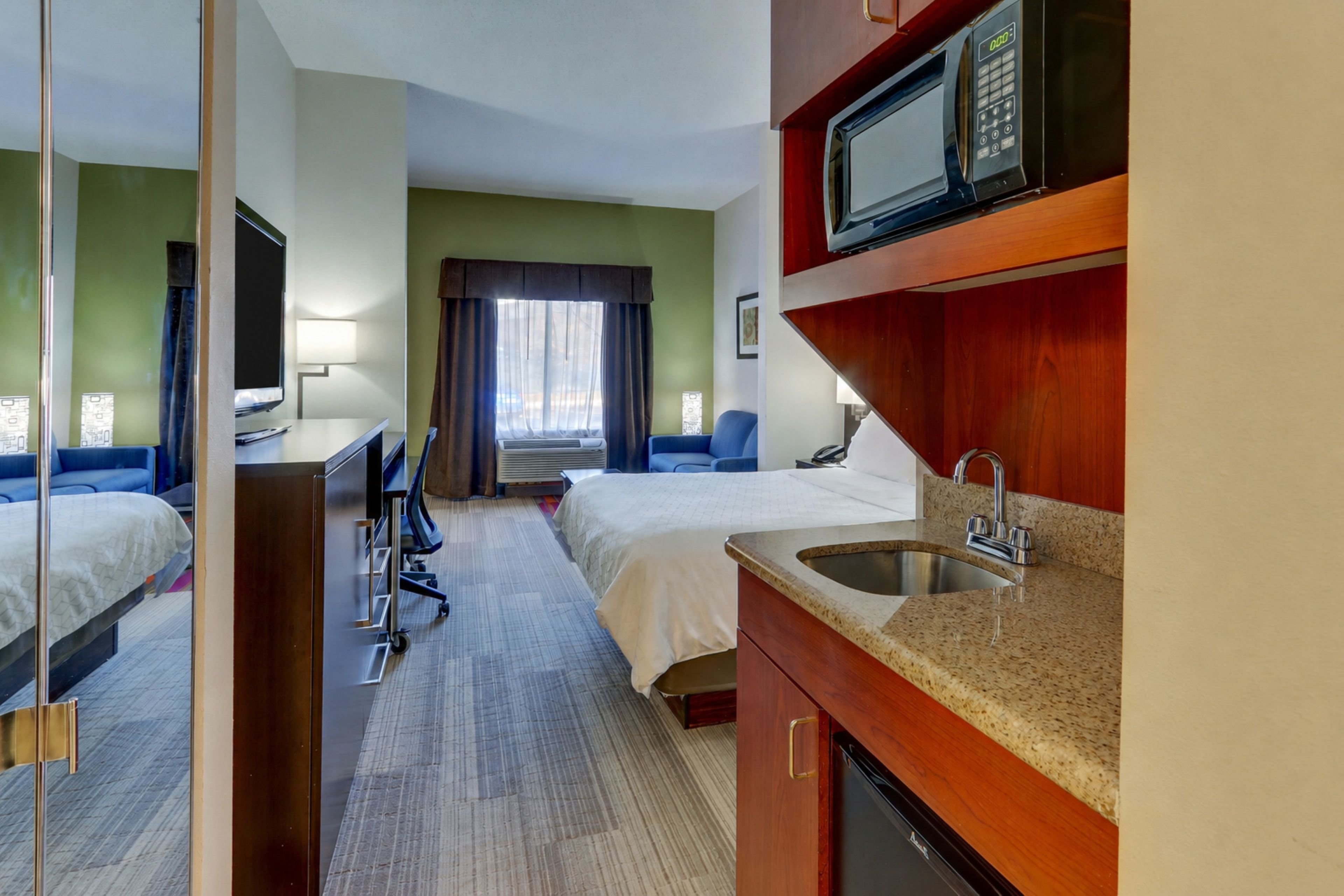 Holiday Inn Express & Suites Dayton-Centerville by IHG 52/52