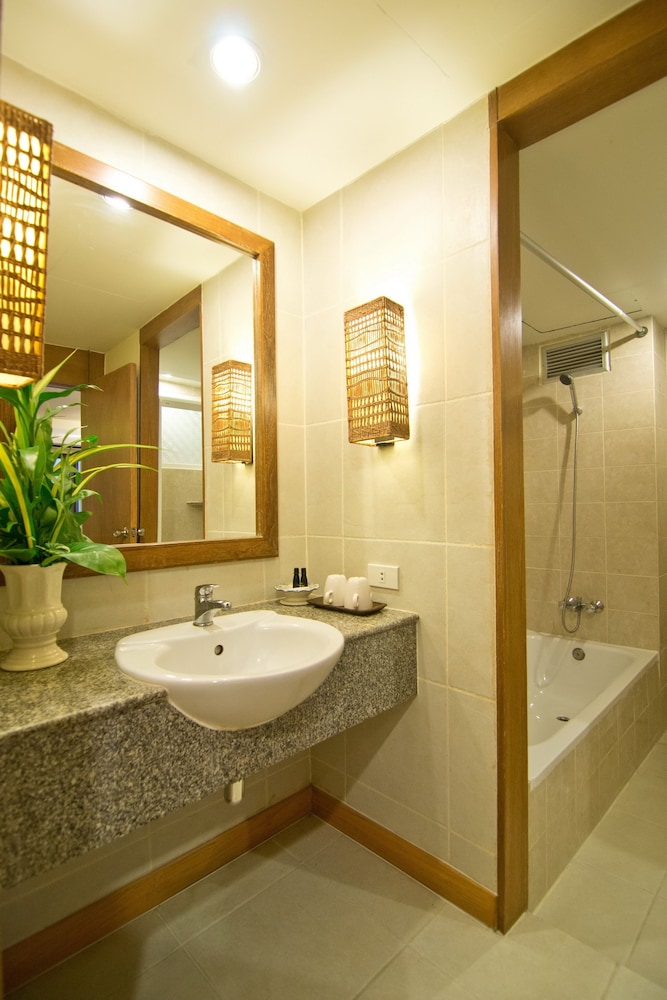 Sunshine Garden Resort 14/56
