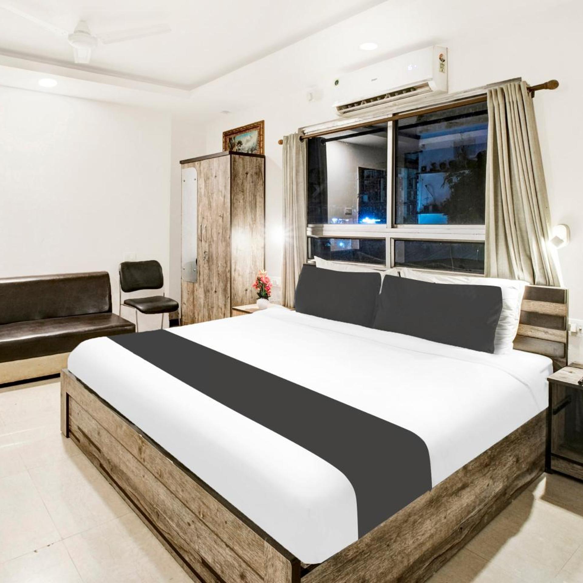 Hotel Grand Majesty 25/53