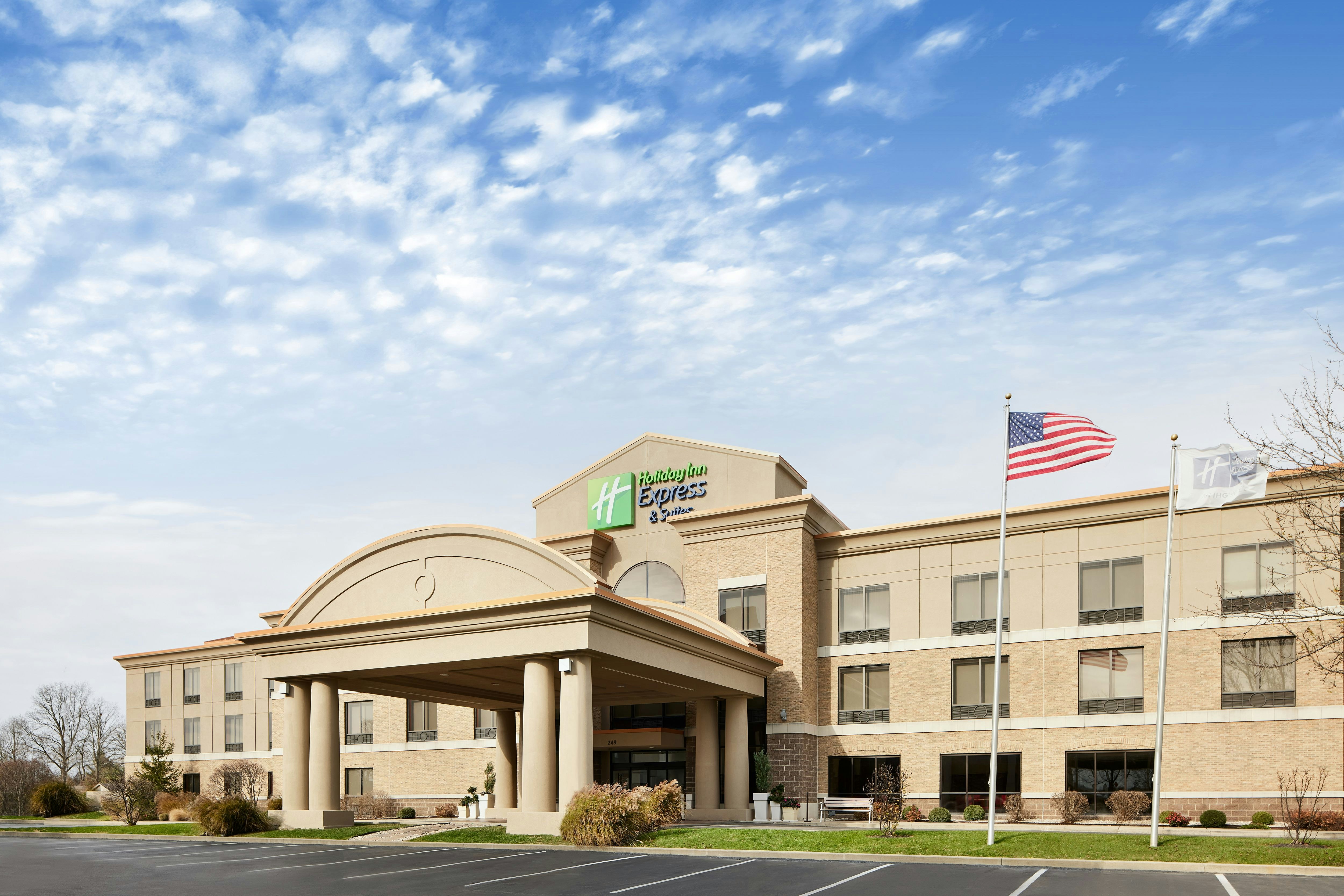 Holiday Inn Express Hotel Suites Seymour 2/23