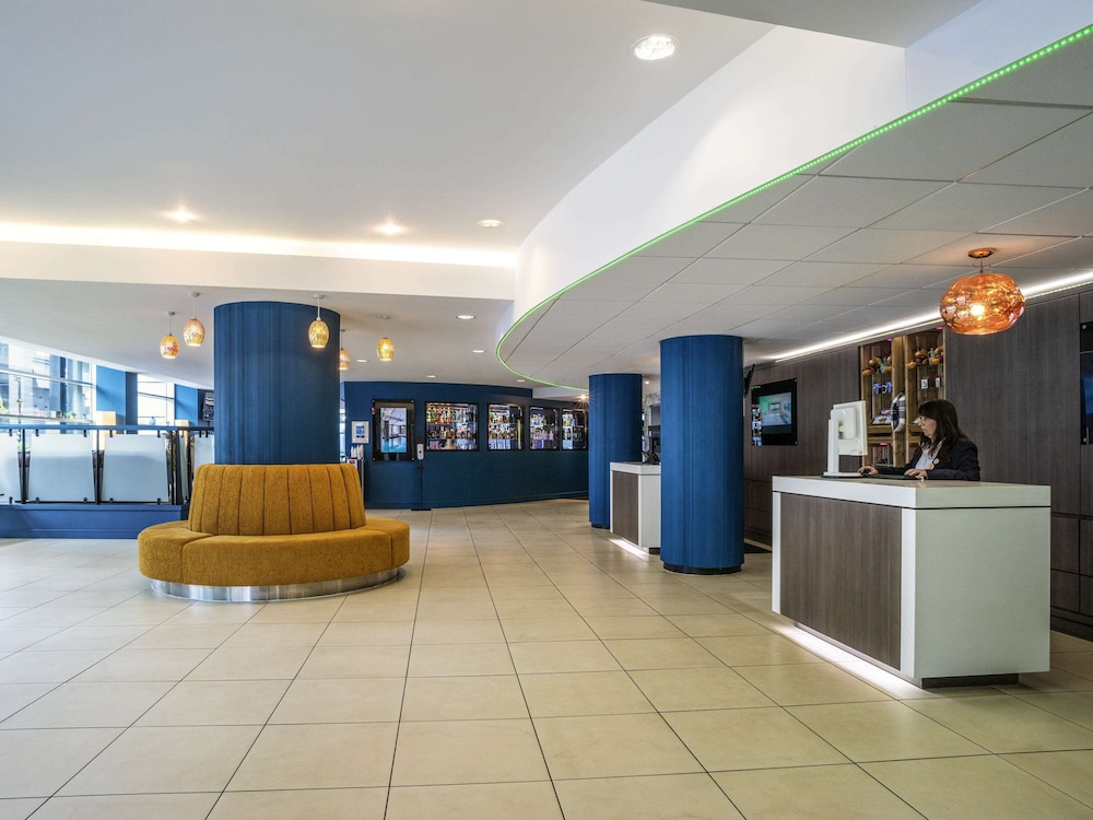Novotel Glasgow Centre 9/65