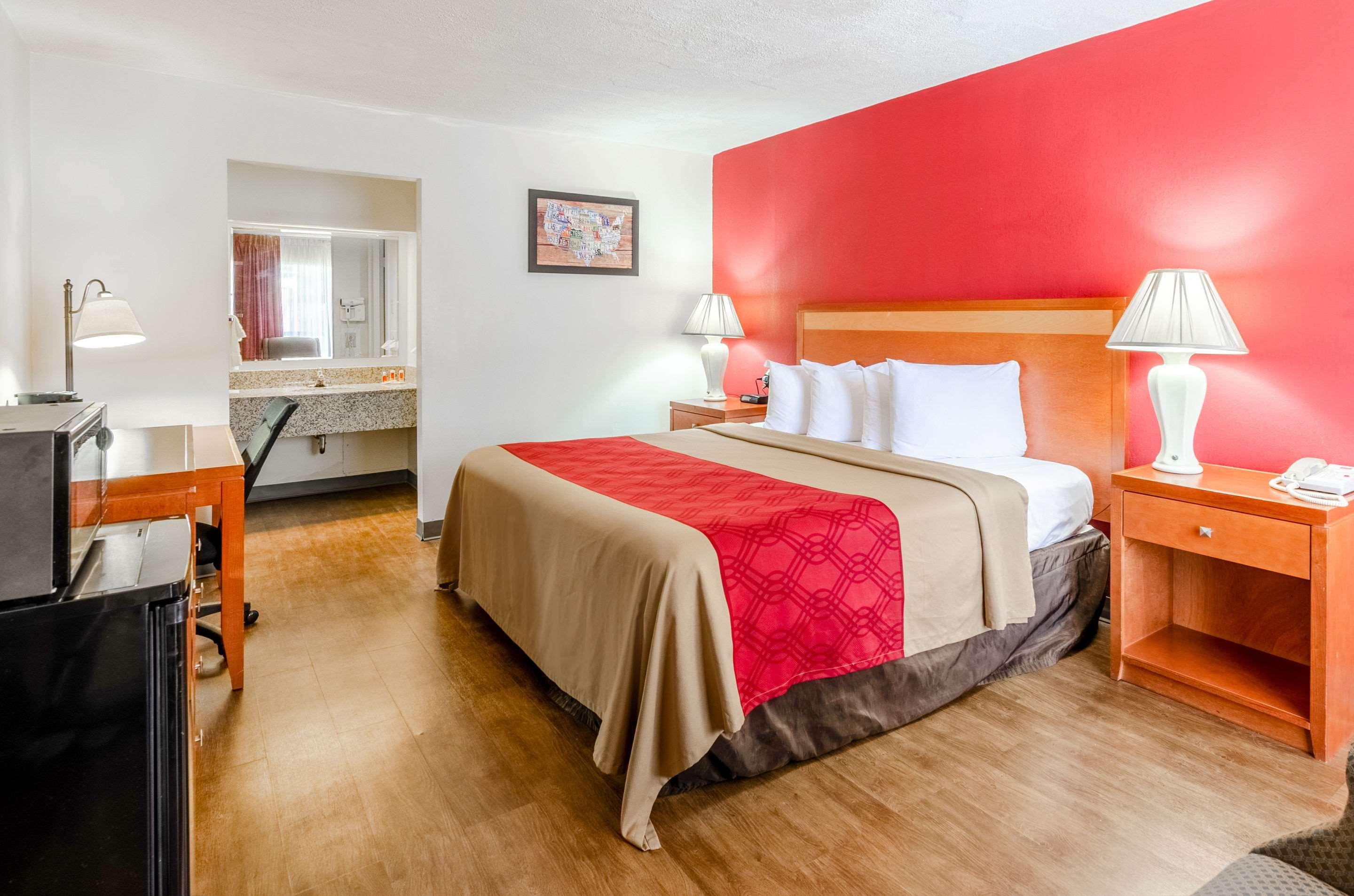 Room, King Bed, Smoking