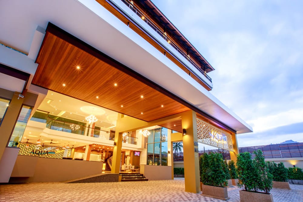 Aqua Resort Phuket photo5