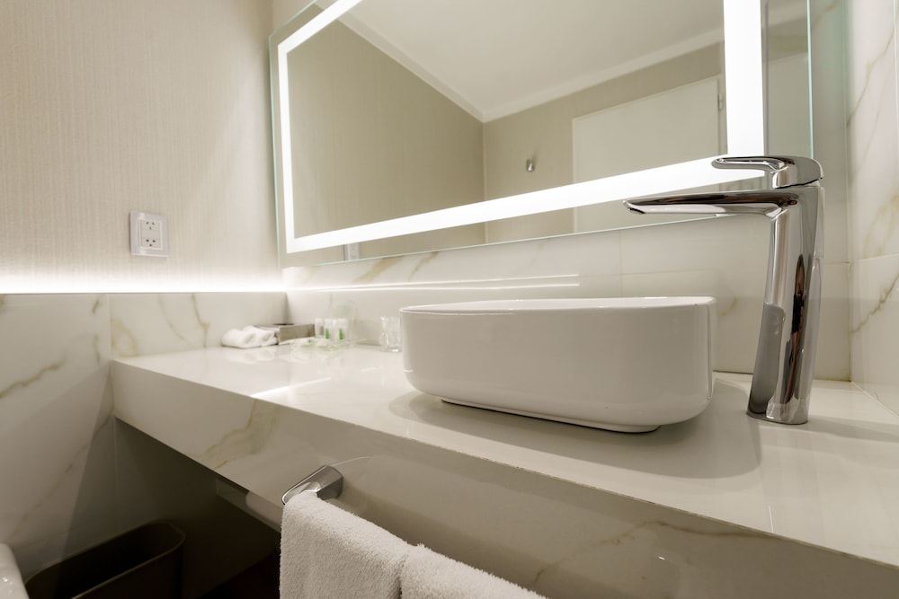 غرفة قياسية بسرير كينج، Holiday Inn Rosario 5/6