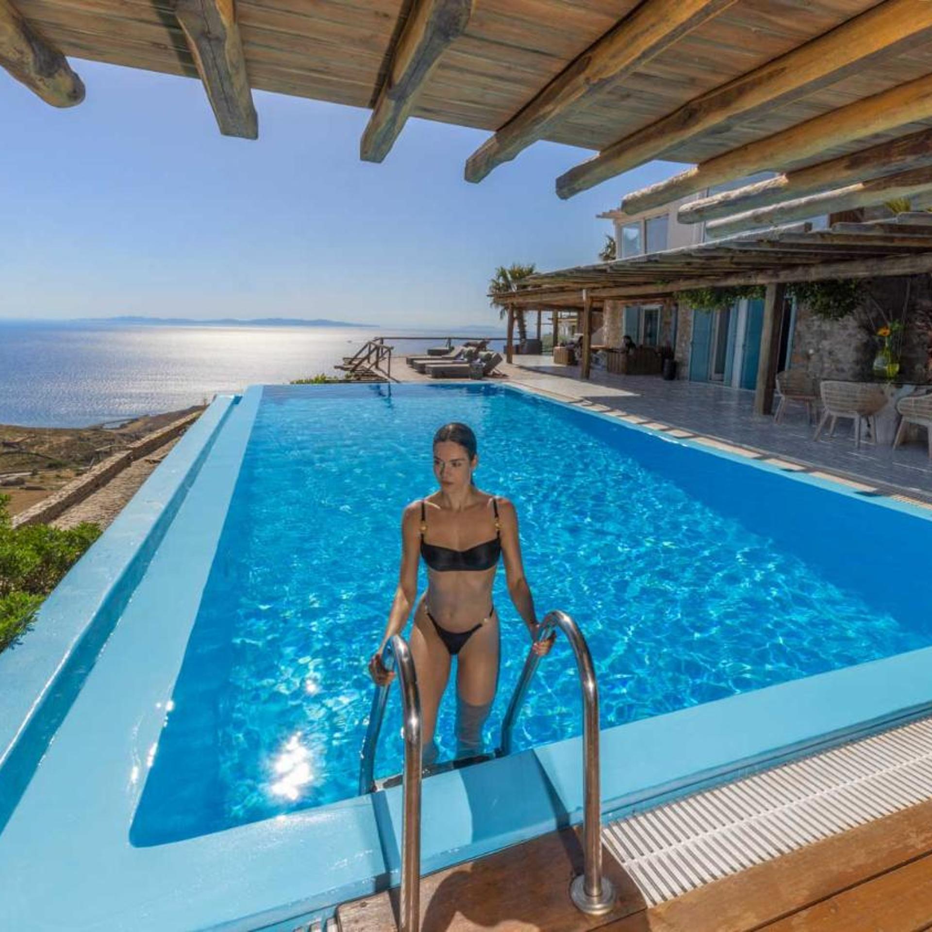 Zinas Villas 30/51