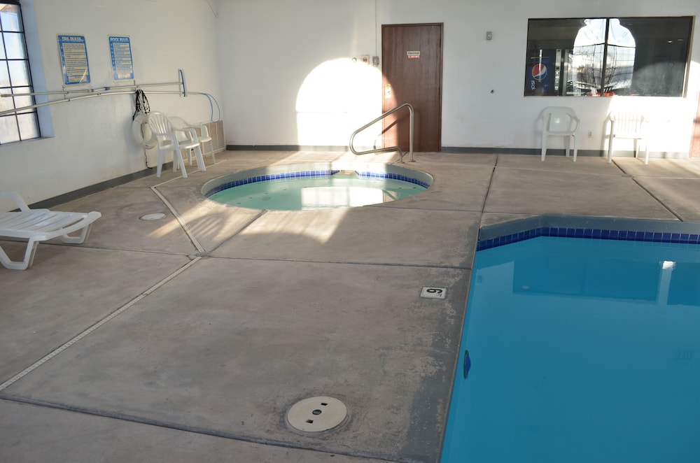 Days Inn By Wyndham Holbrook 21/45