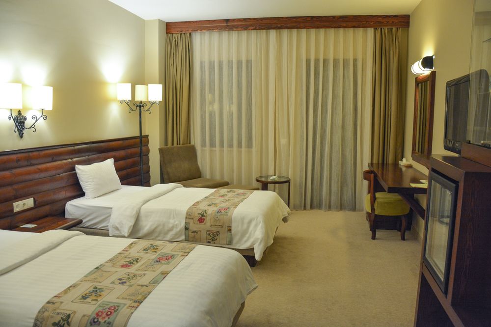Gazelle Resort 7/34