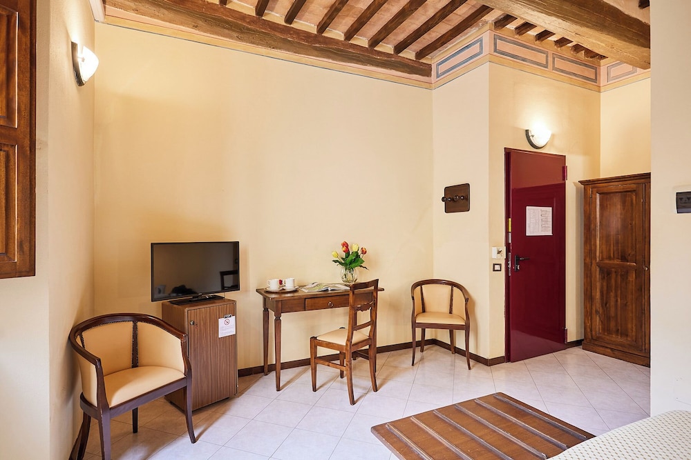 Hotel dei Capitani 43/65