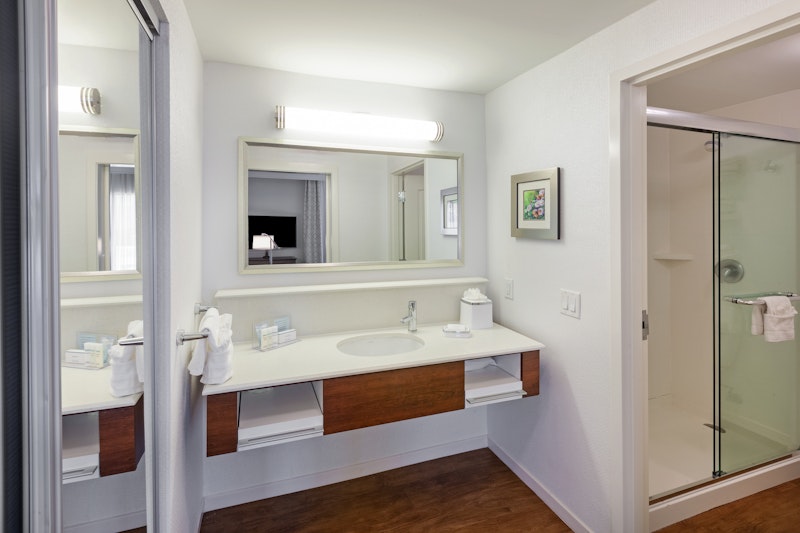 Hampton Inn & Suites by Hilton Houston North IAH 21/21
