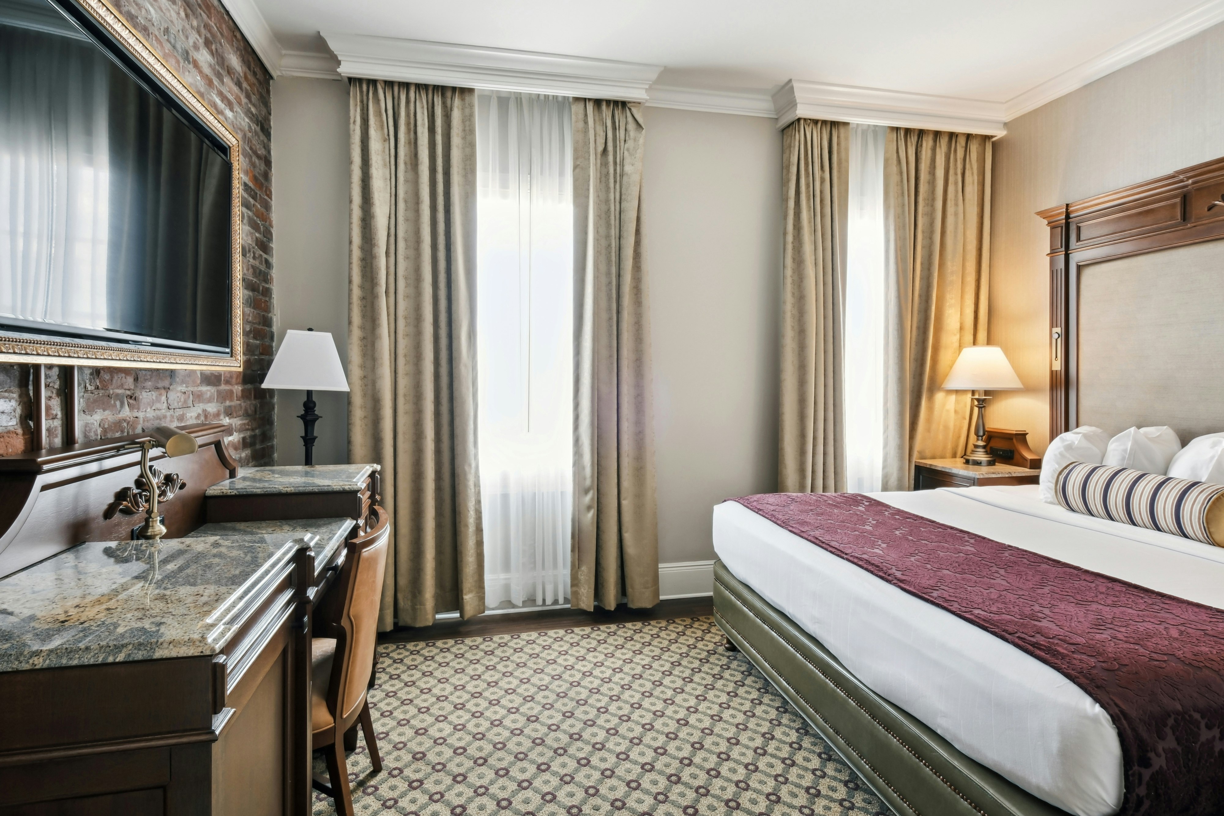 Historic French Market Inn 6/24
