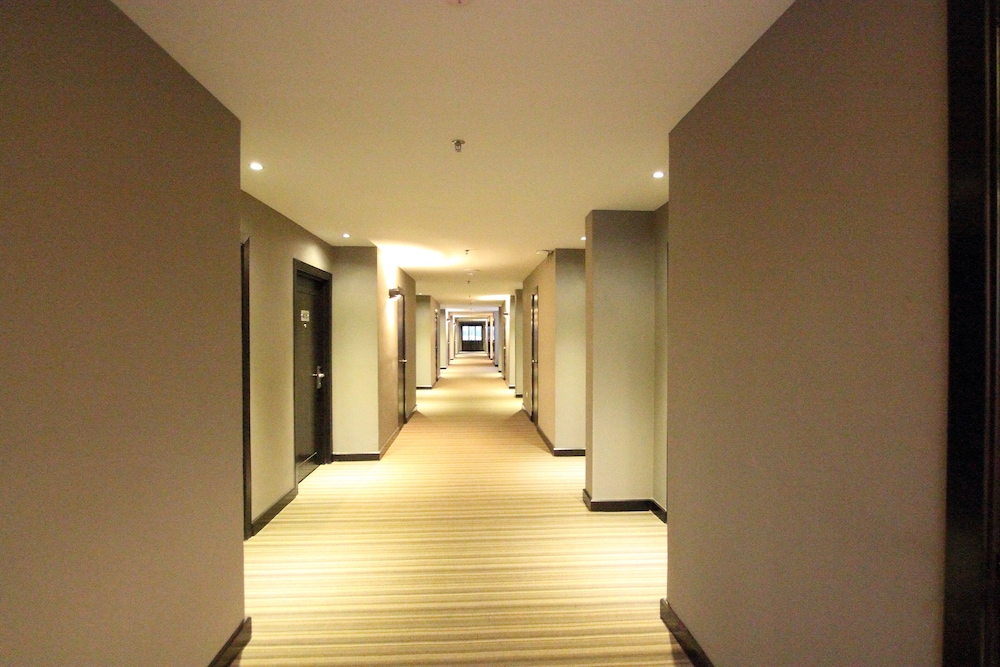 Paradise Spa Hotel 61/62