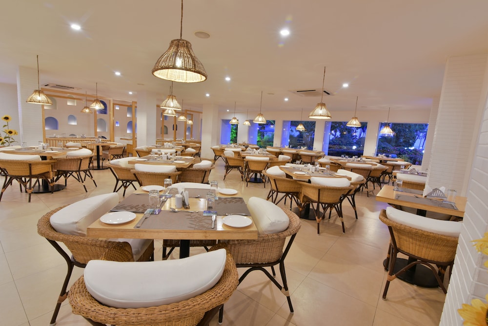 Peerless Sarovar Portico 26/45