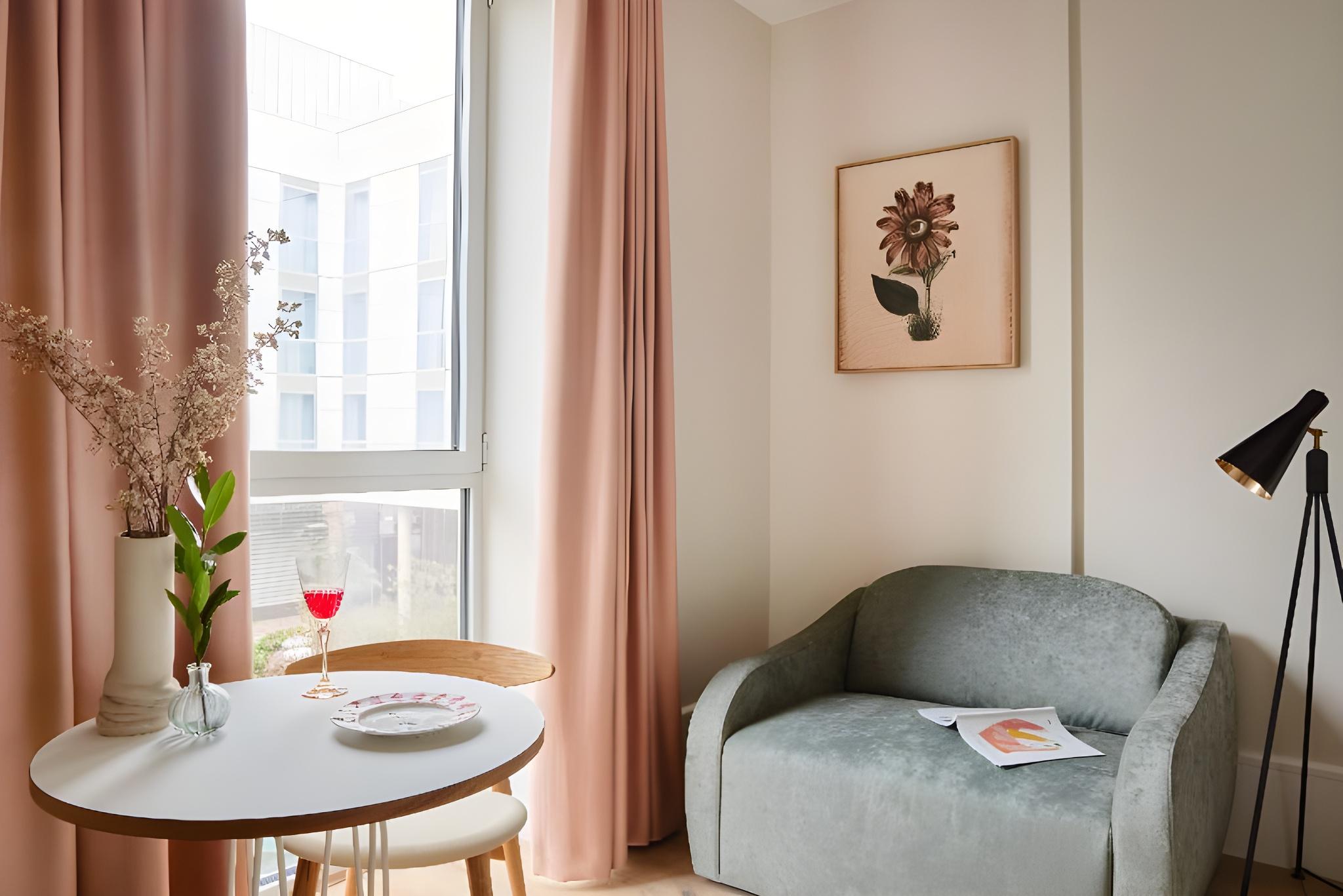 Family, Suite, Apartment