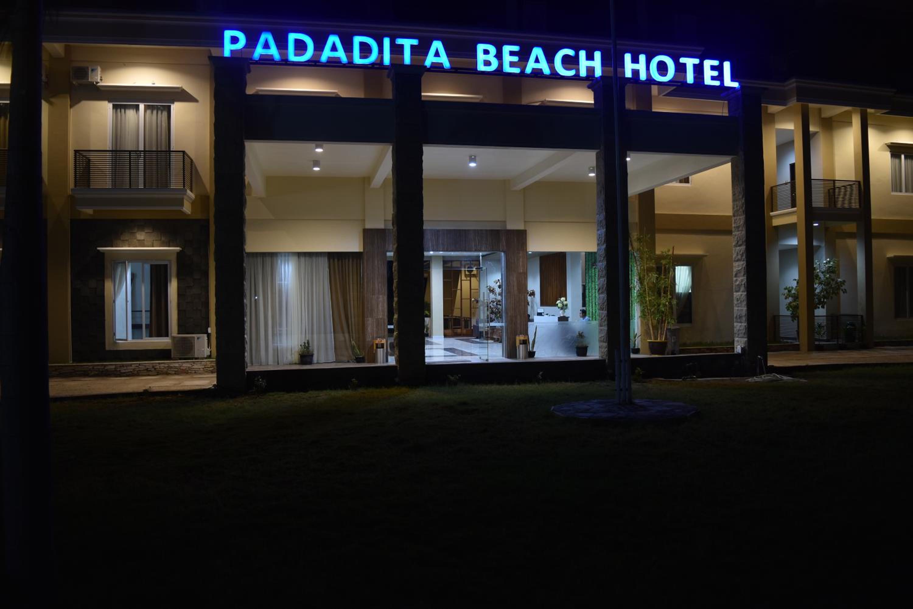 Padadita Beach Hotel 3/50