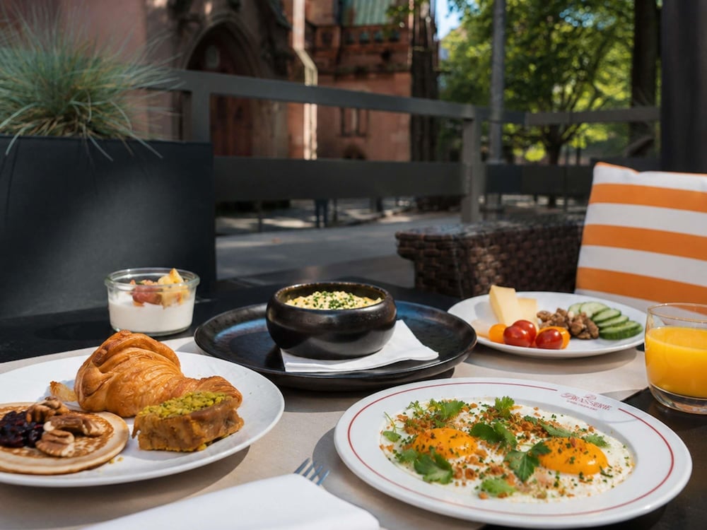 Sofitel Strasbourg Grande Ile Hotel 58/75