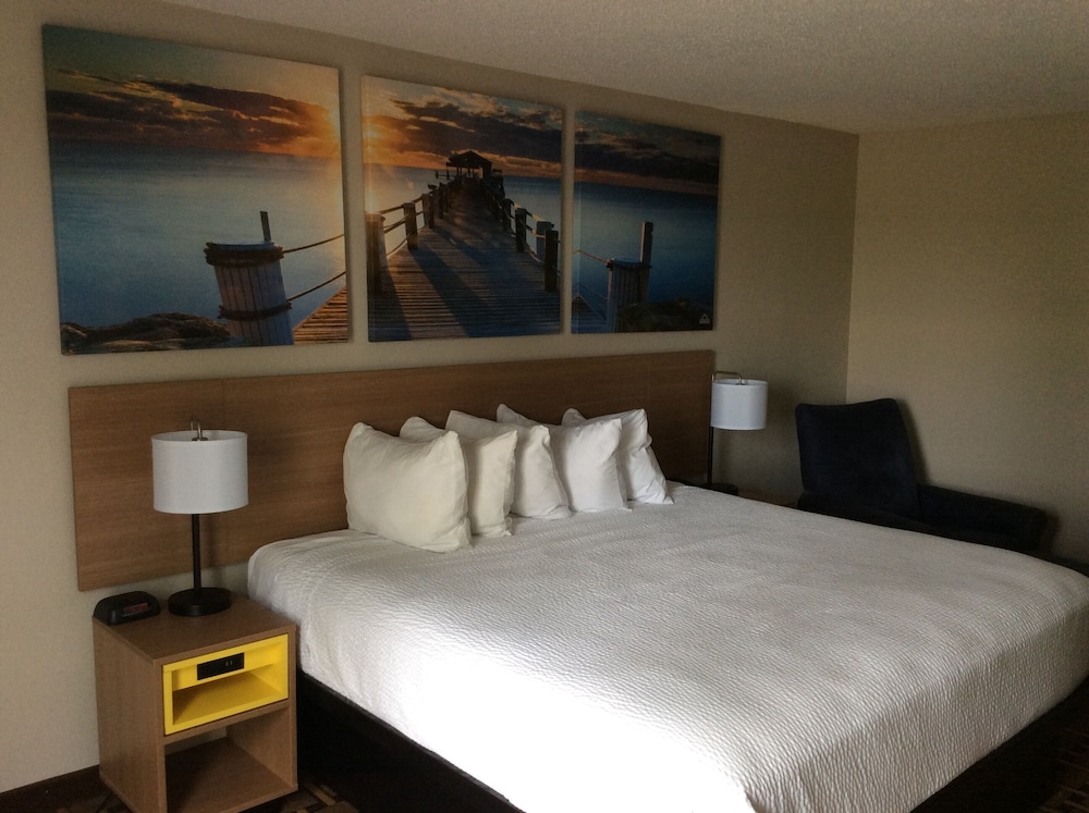 Days Inn by Wyndham Fayetteville-South/I-95 Exit 49 12/31