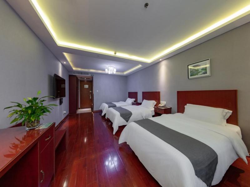 GreenTree Inn Jiangsu Nanjing Maqun Street Communication Technician Insititution Shell Hotel 12/36