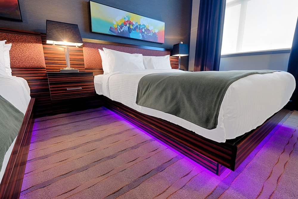 Hotel Clique Calgary Airport 19/53