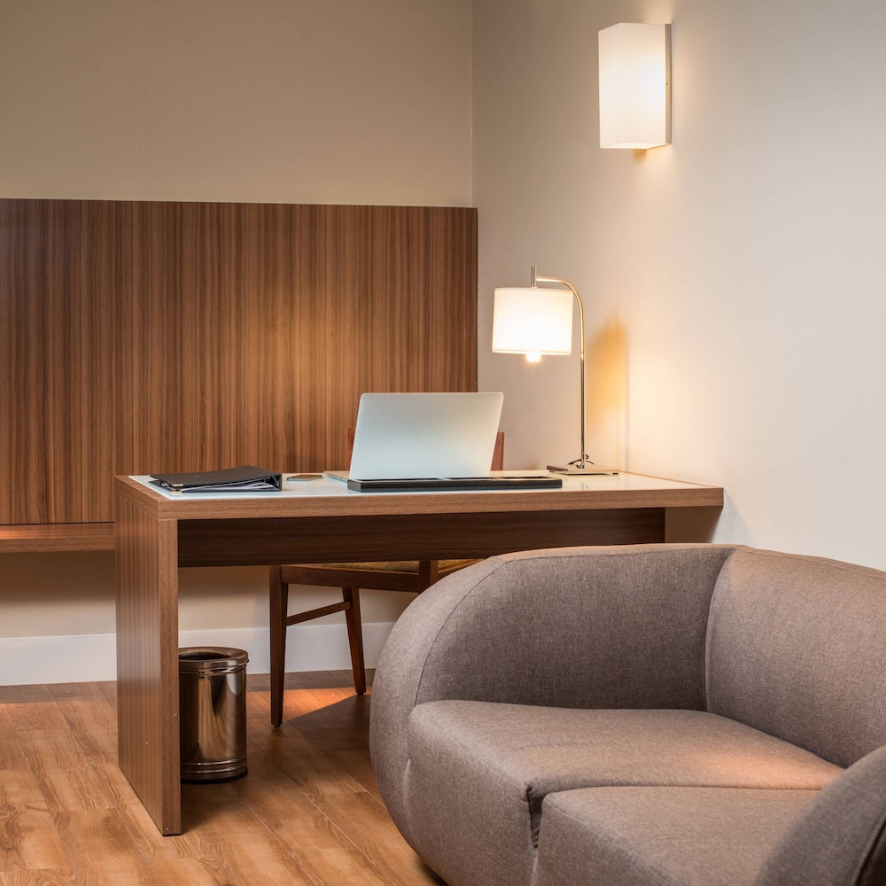 Hotel Gran Marquise 24/73