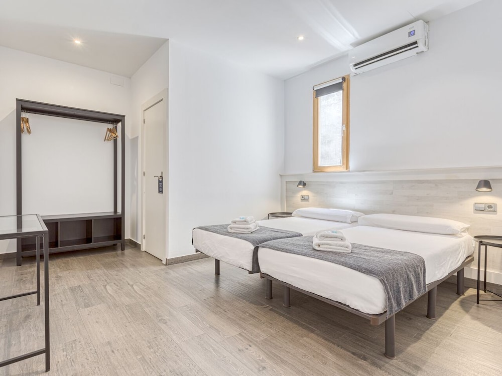 PREMIUM, TWIN BEDS