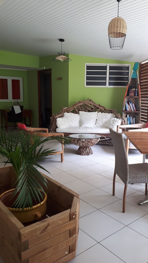 Tante Arlette Hotel 36/49