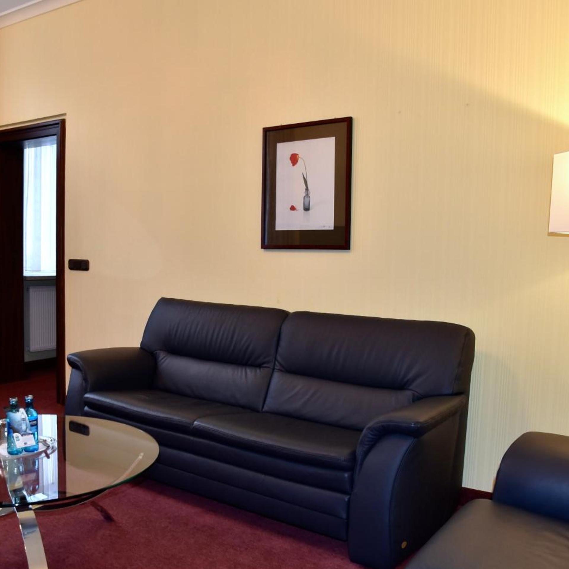 Hotel Schwarzer Bar Jena 27/50