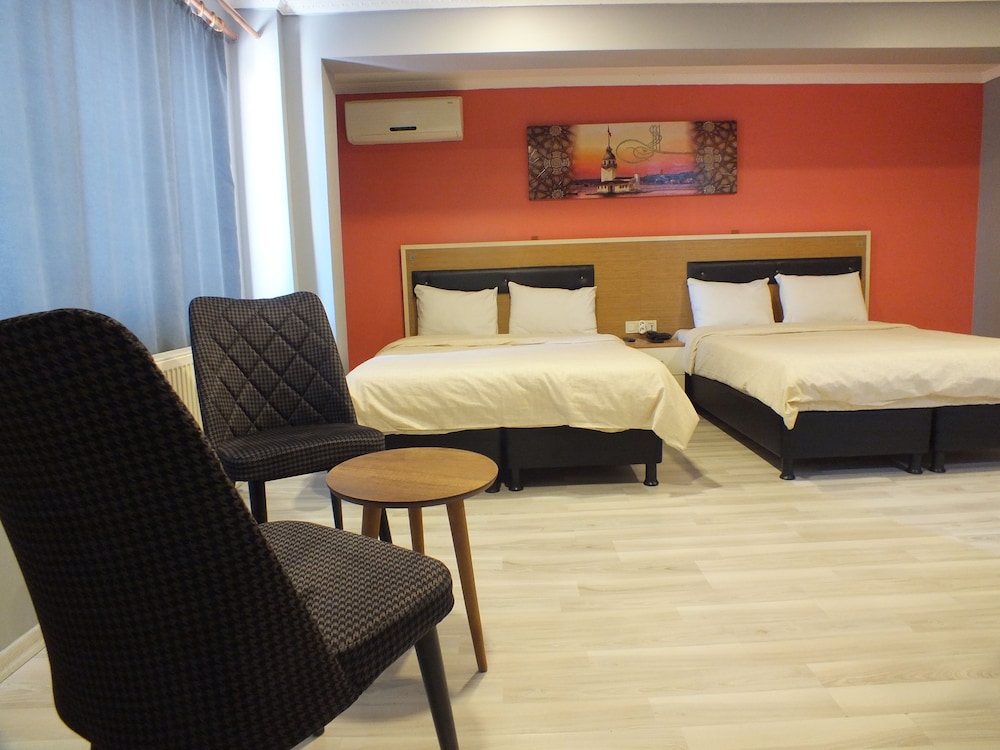 Naila Hotel 45/69
