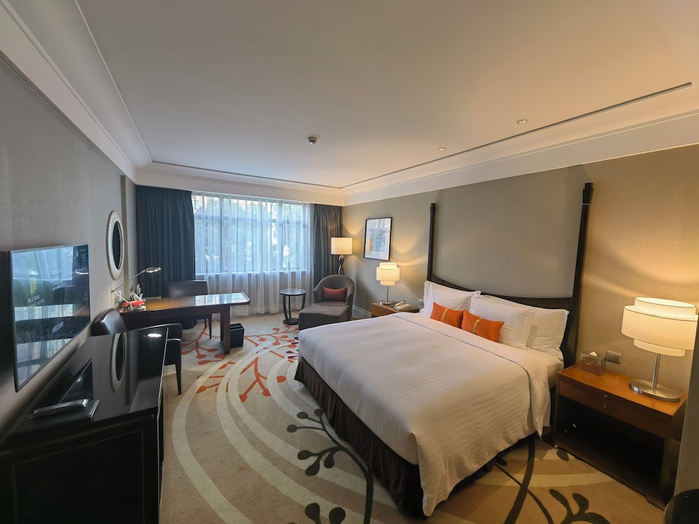 Grand, Deluxe, King Bed, Cathay Garden Building