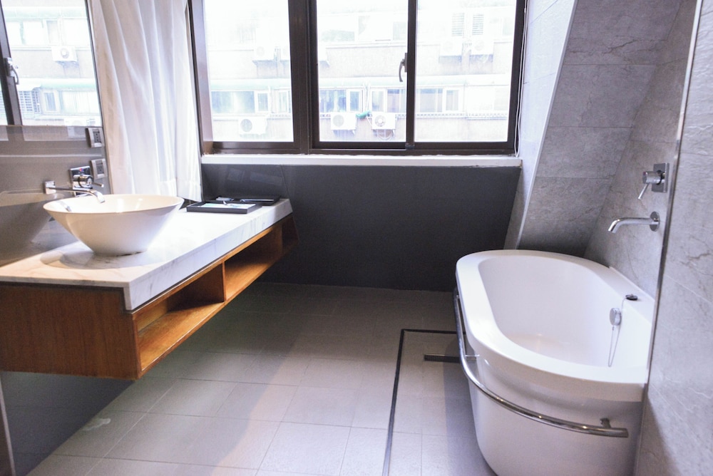 W5 Best Hotel 50/54