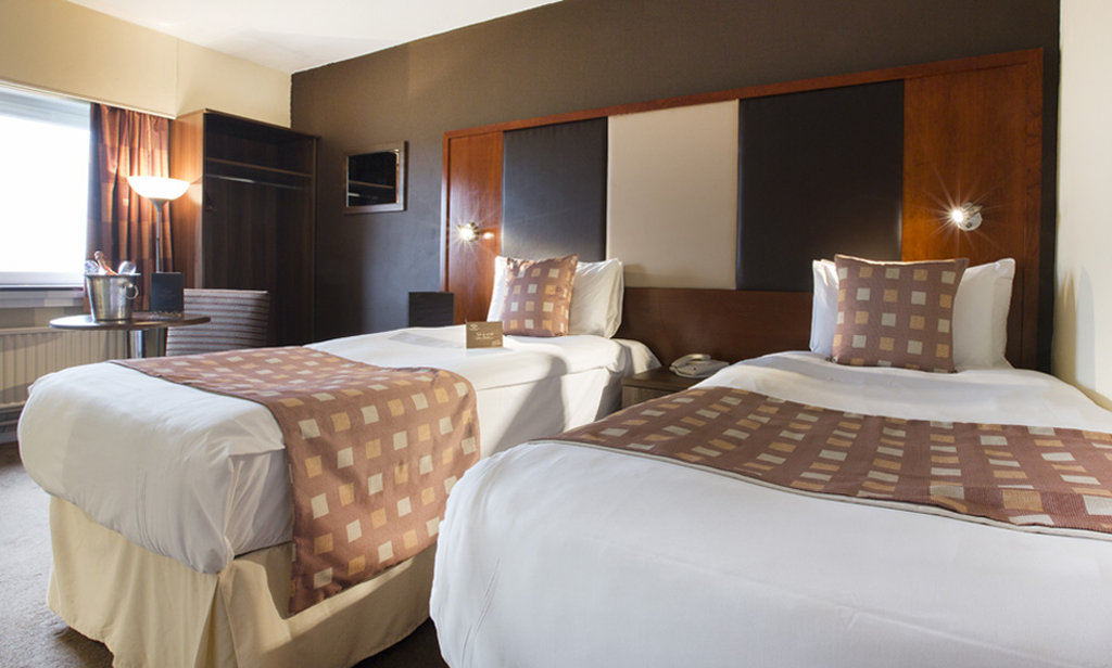 Normandy Hotel 17/56