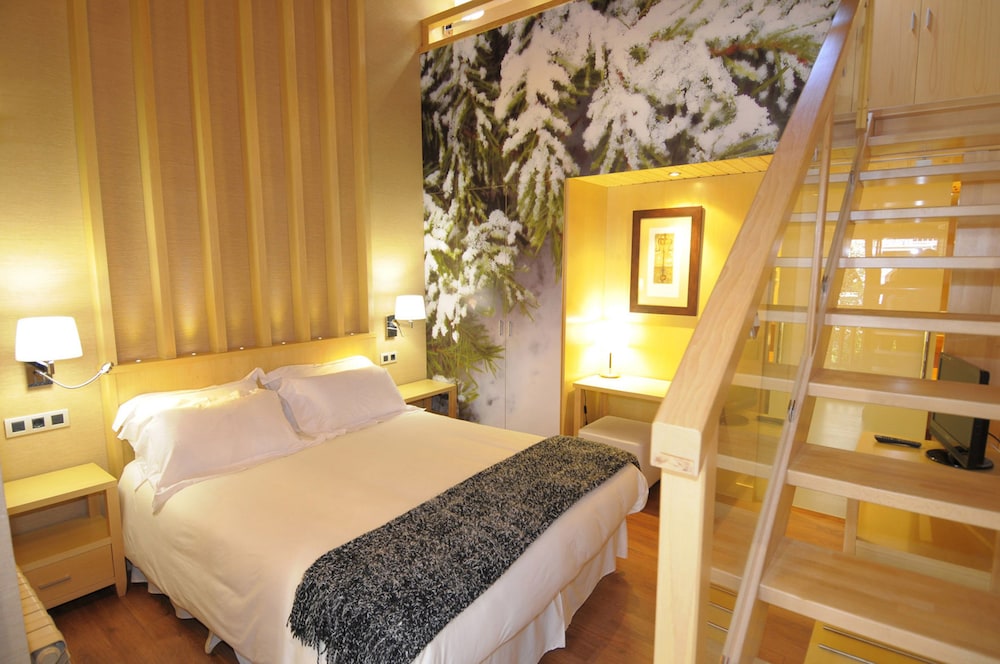 HOTEL CASA CORNEL 14/31