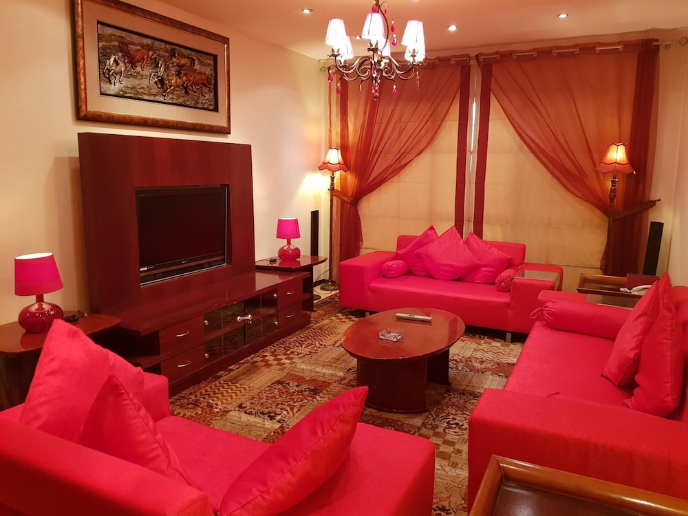 Al Jazeera Hotel Apartments LLC 20/30