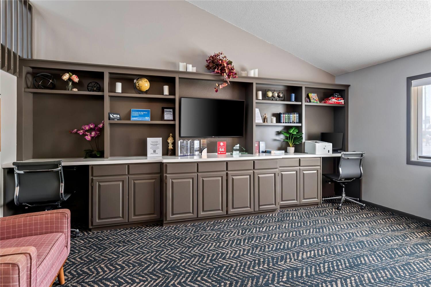 AmericInn by Wyndham Crookston U of M Crookston 8/32