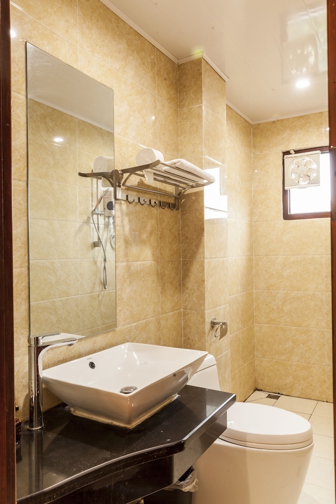 Central Boutique Hotel Vientiane 50/50