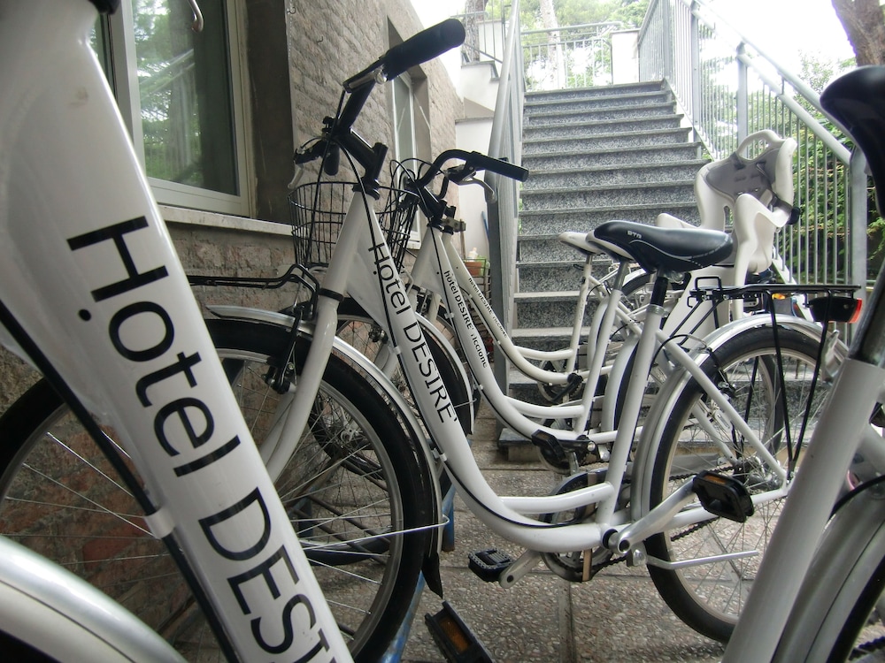Hotel Desire 31/45