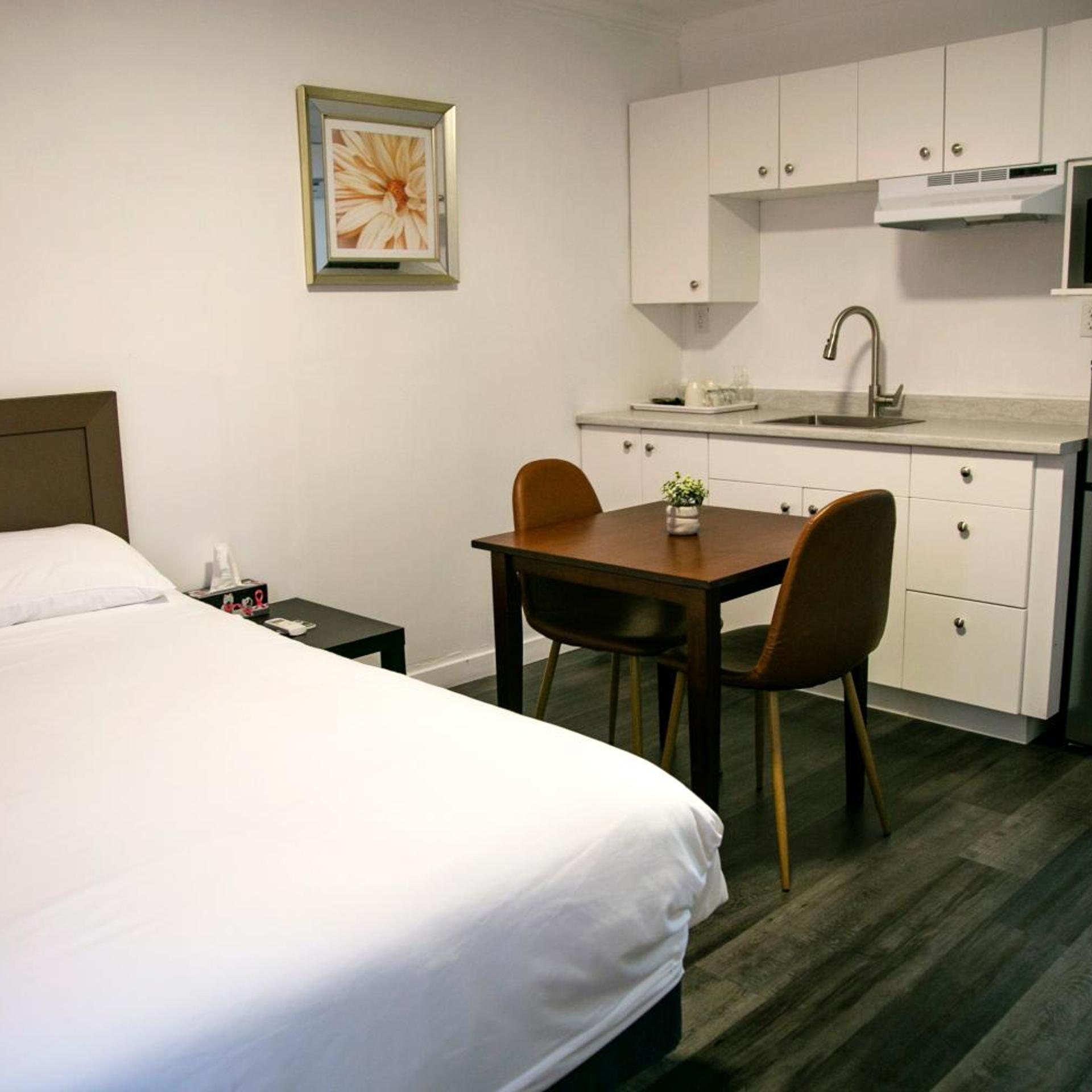Westview Centre Motel 23/50