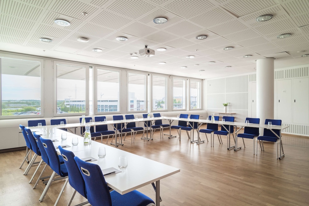 Radisson Blu Airport Terminal Hotel, Stockholm Arlanda Airport 43/50