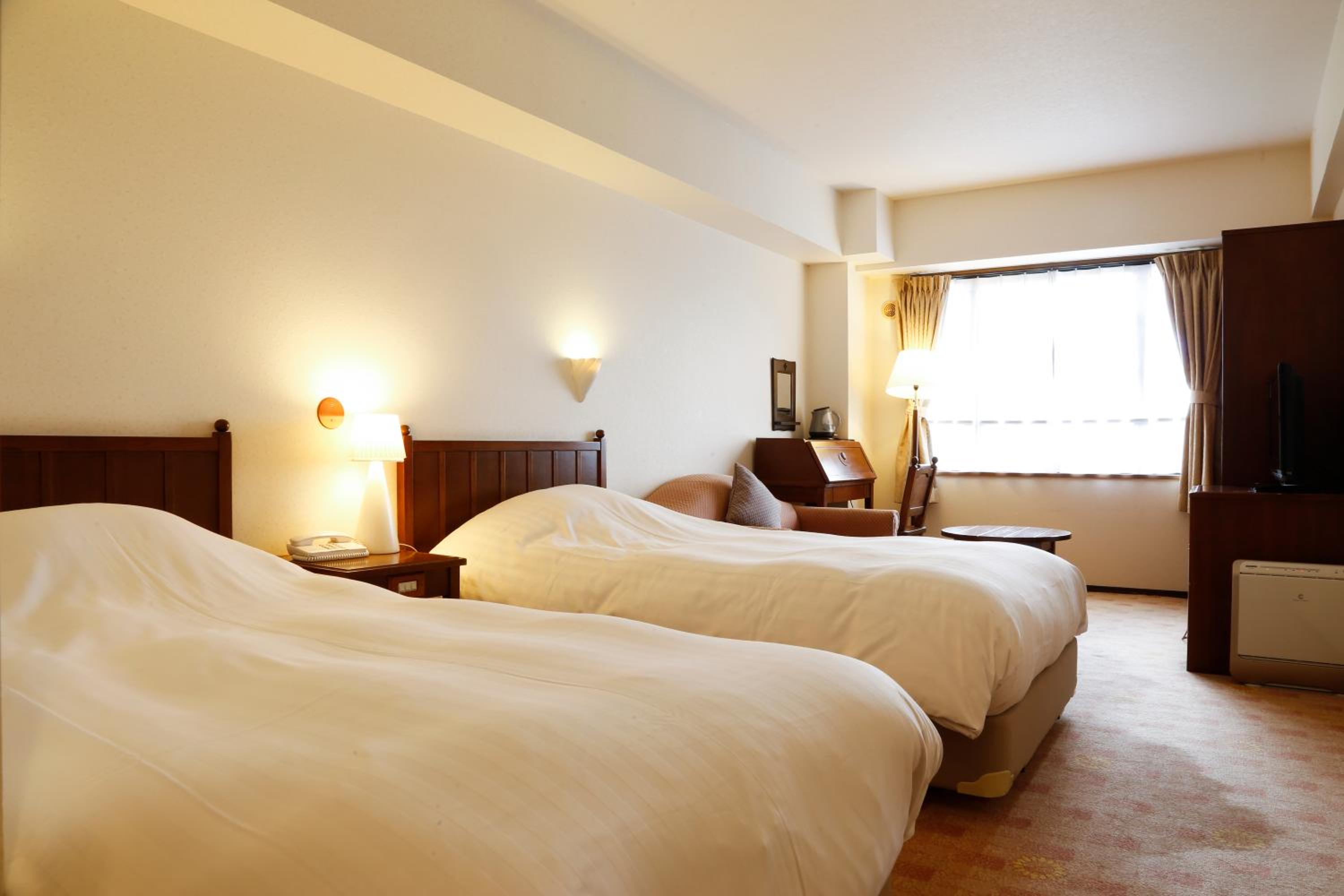 Semi Room, 2 Semi Double Beds