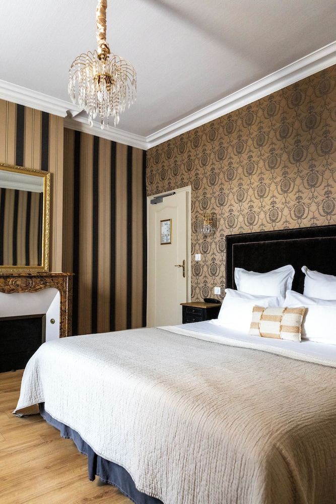 غرفة سوبيريور بسرير كوين، Hotel Du Mail 8/10