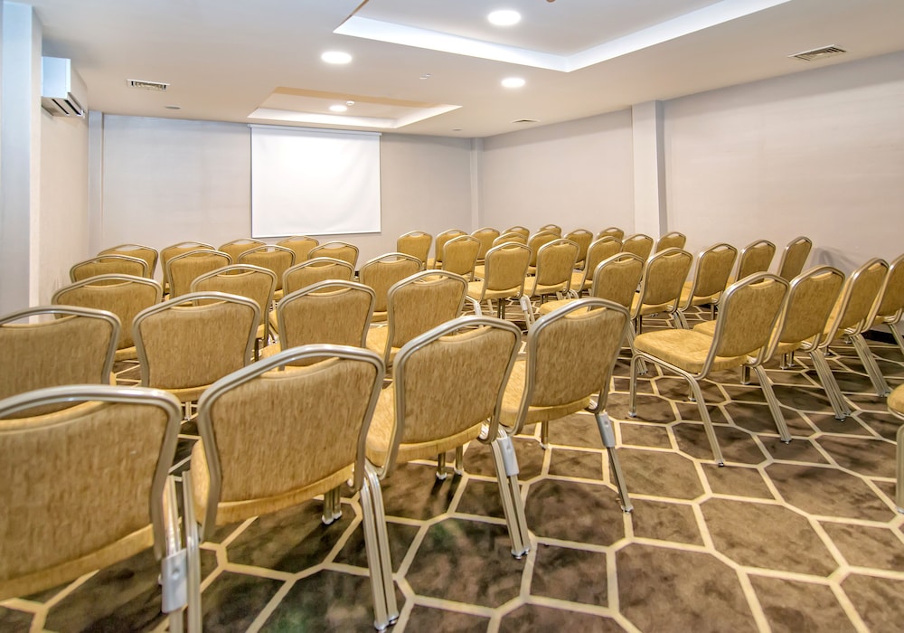 Nashira City Resort Hotel 37/50