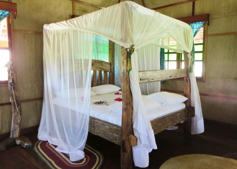Pemba Lodge 7/50