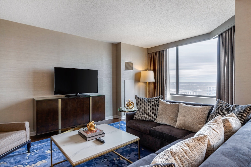 Omni Richmond Hotel 50/76