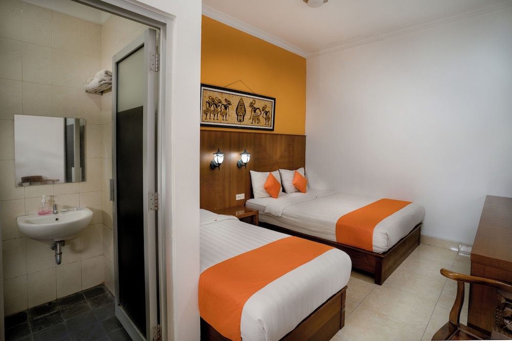 Hotel Poncowinatan - Tugu 14/21