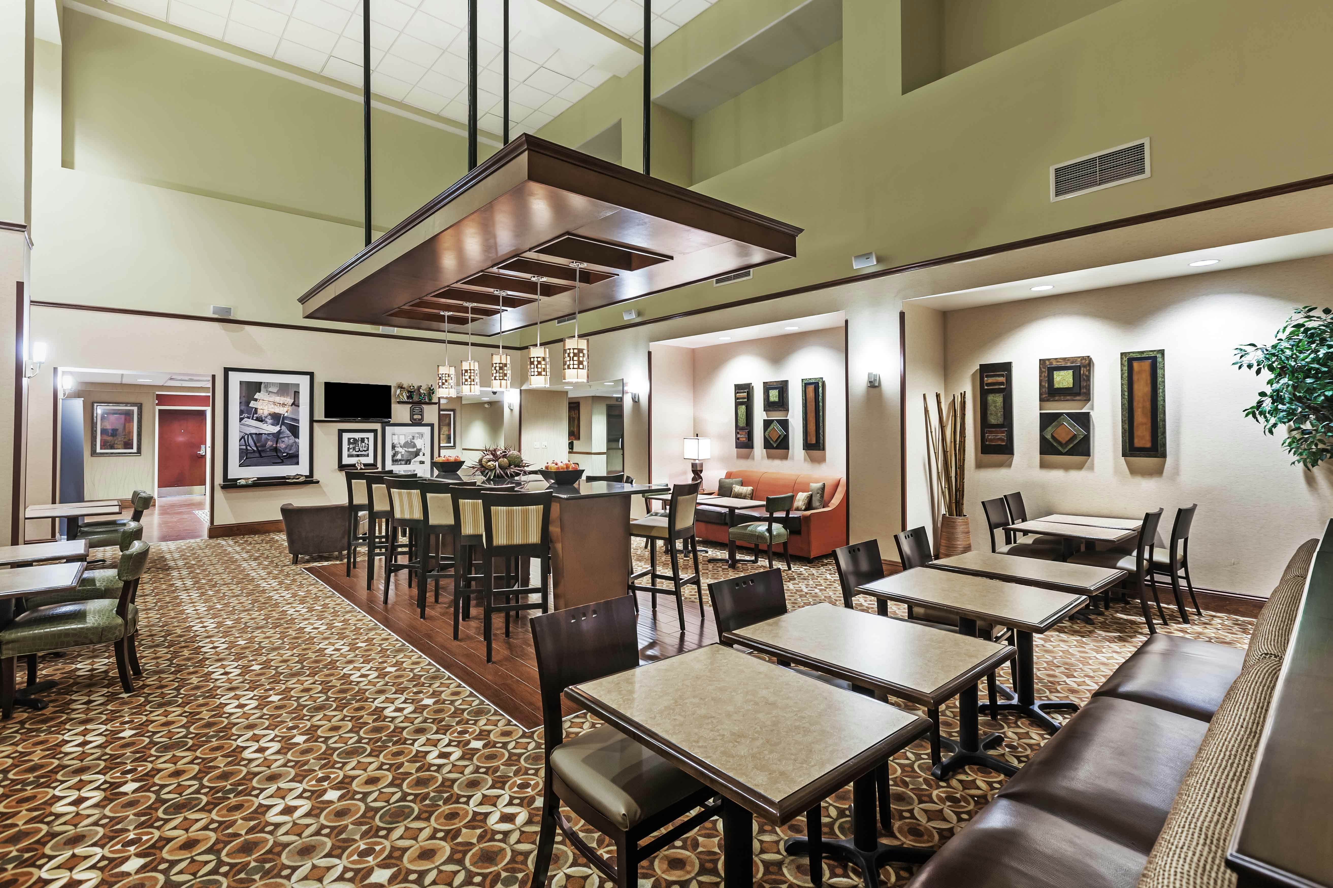 Hampton Inn And Suites Morgan City 47/63