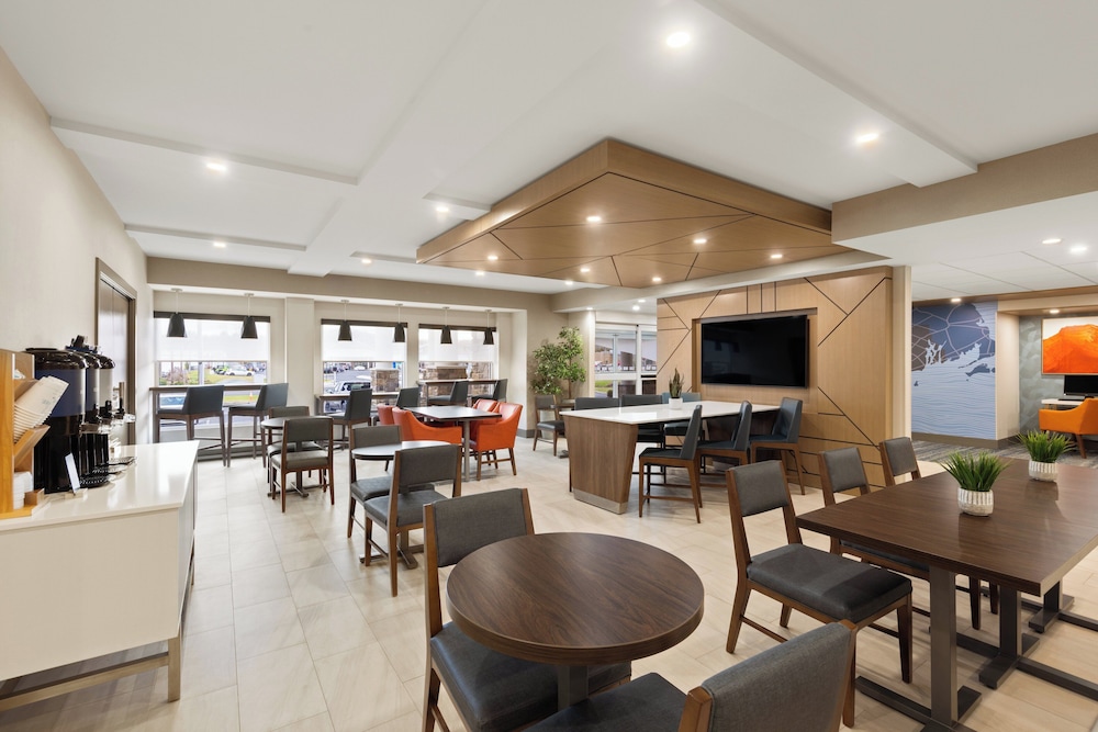 restaurant cafeteria