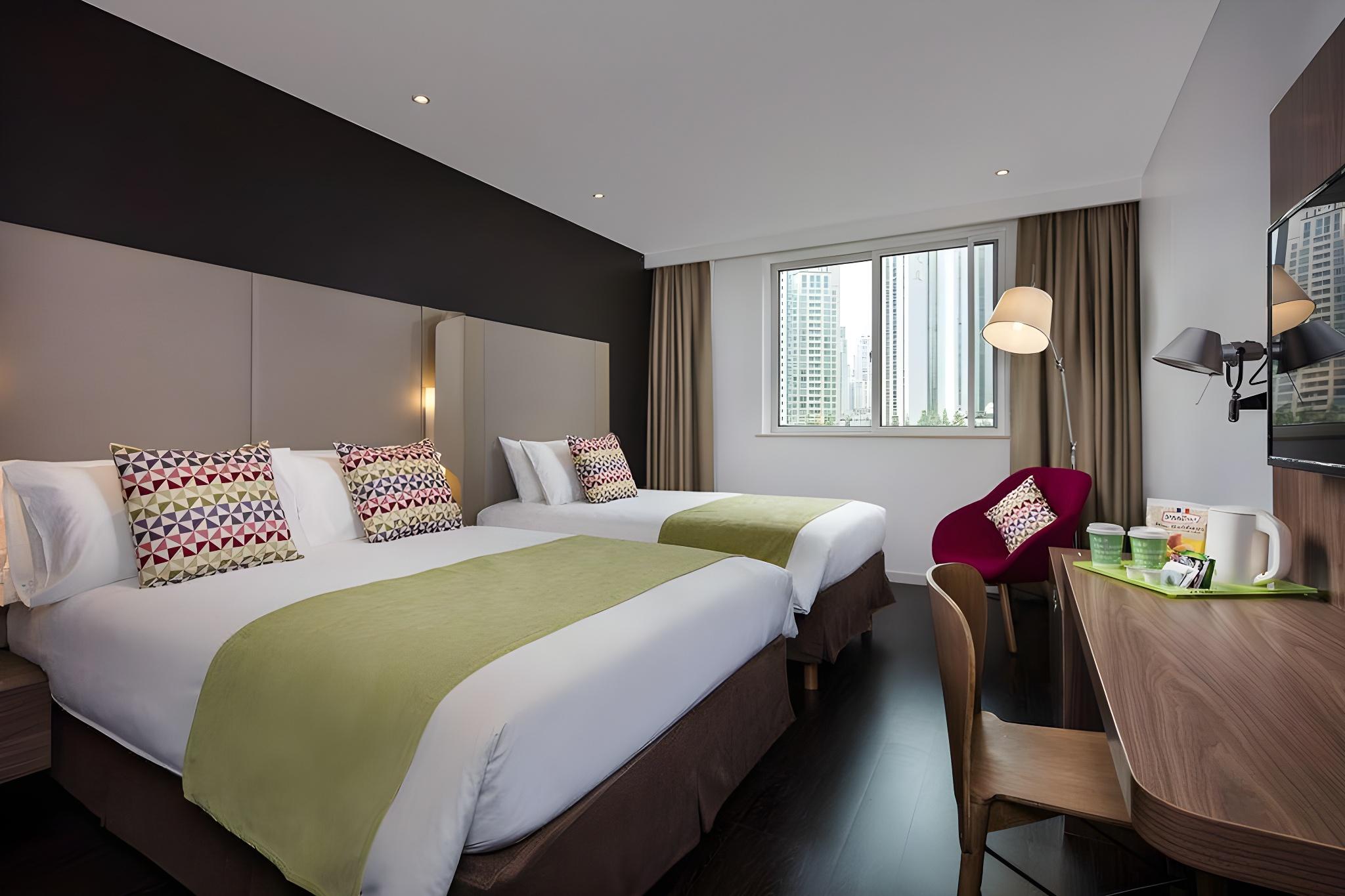 Superior, 1 Double and 1 Single Bed, 2 Beds